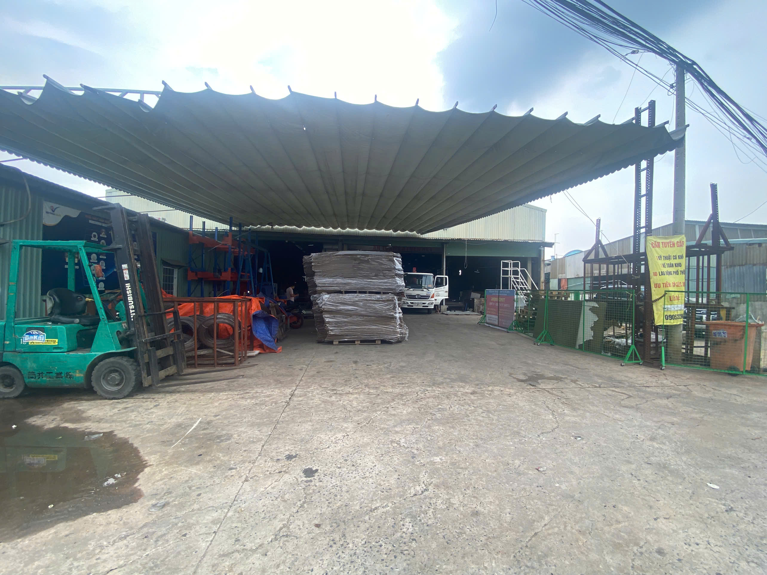 Outer view of gate 1